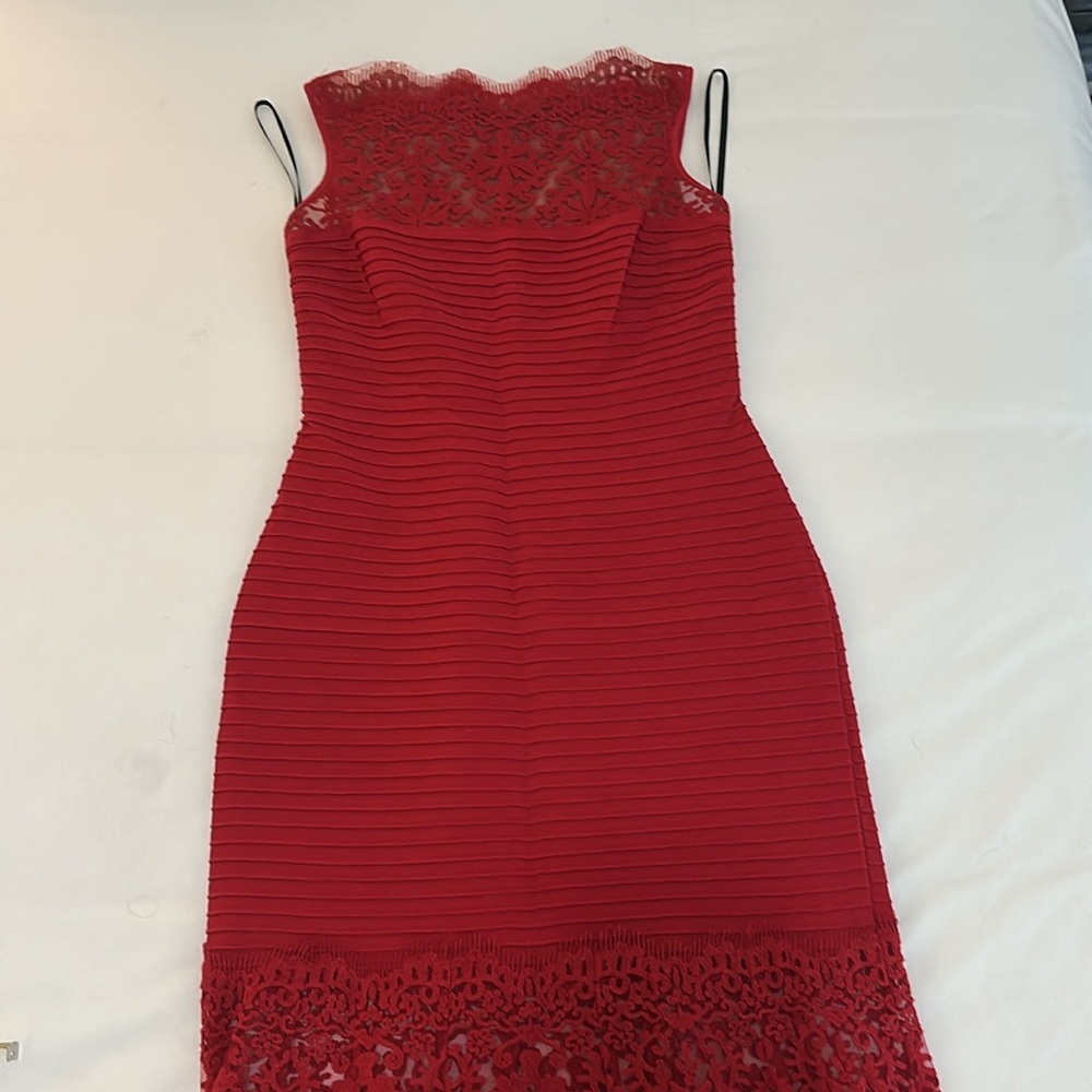 NWOT RARE Tadashi Shoji Red Ribbed Pintuck Jersey Boatneck Gown Size XS - Picture 7 of 14